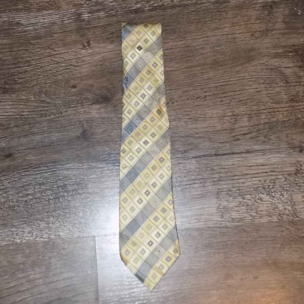 Calvin‎ Klein Necktie Mens OS Gold Good Geometric Square Pattern 100% Silk